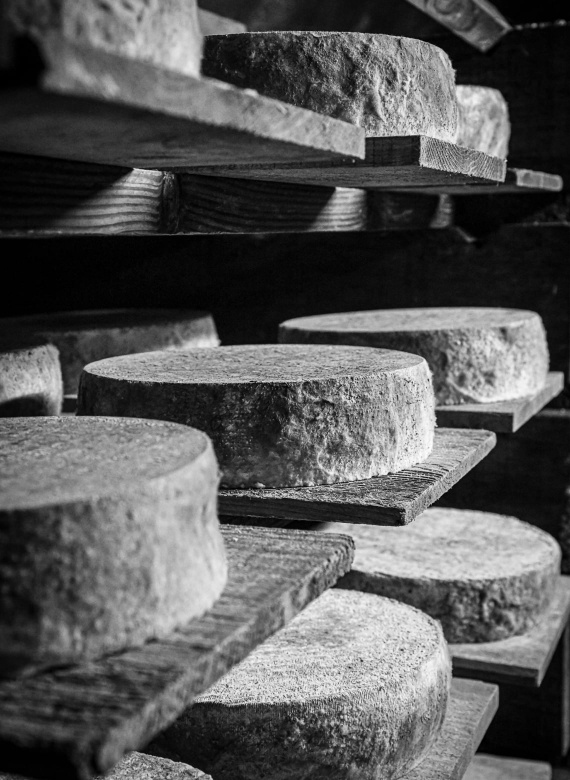 Des caves d'affinage insolites pour les fromages de Savoie - Actumontagne